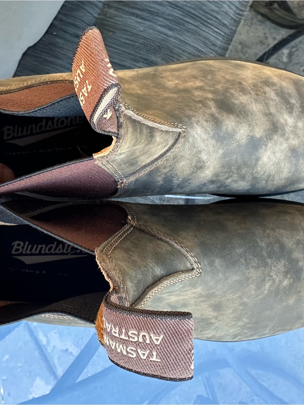 Blundstone’s Rustic Brown Chelsea Boots - Picture 9 of 10